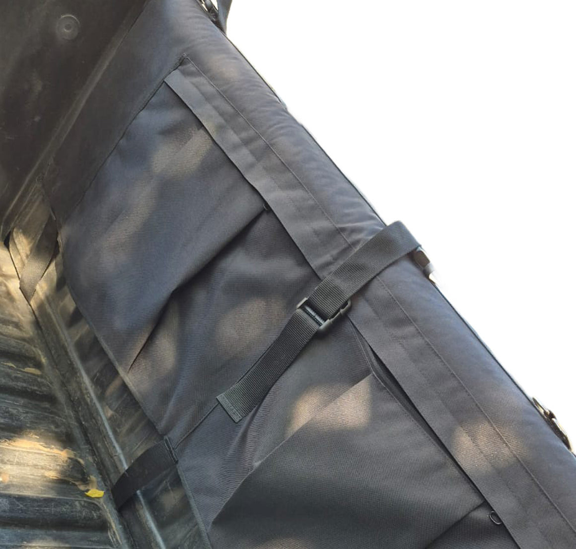 Funda Porta Bicicleta Cubre Portón trasero 4 x 4 Pissis